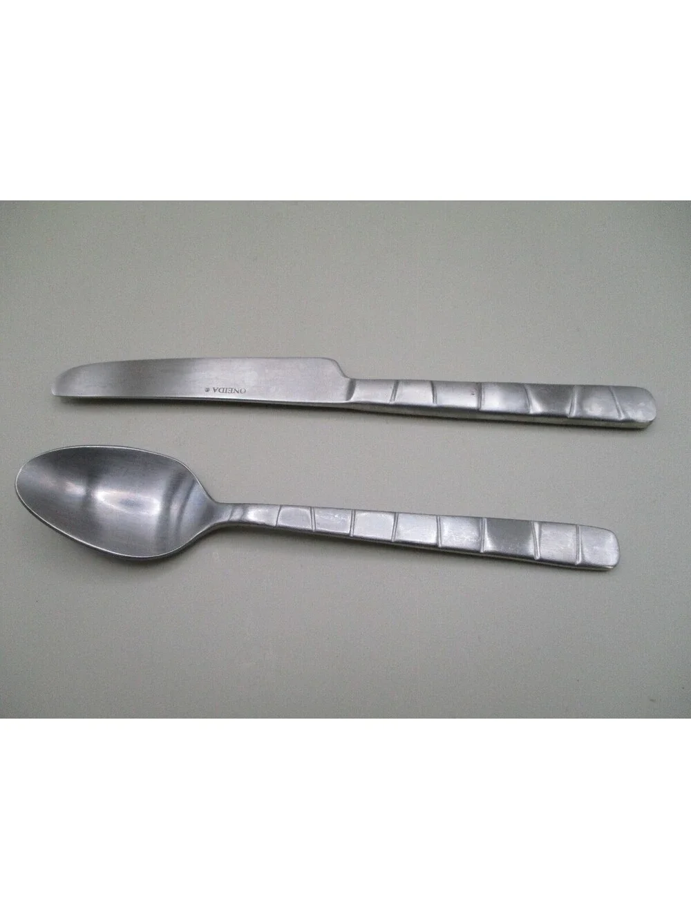 Oneida Modulus Black Satin Stainless Flatware Sugar Spoon Butter Spreader 2 Pc
